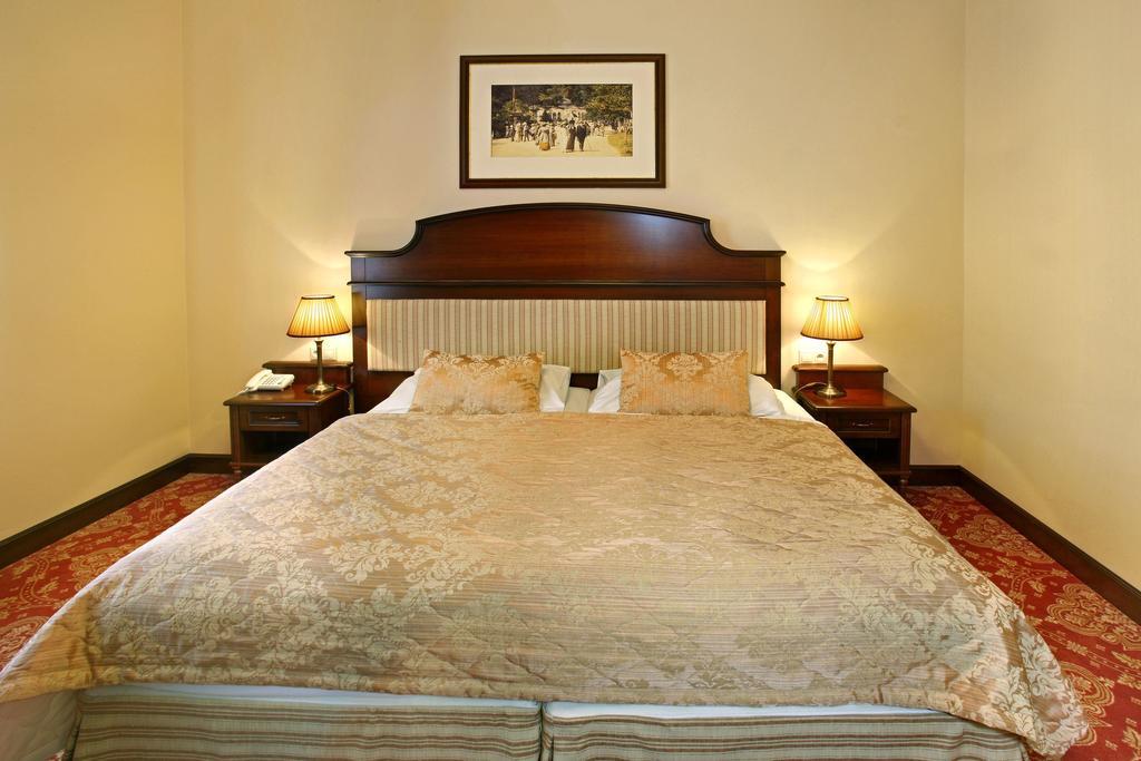 Ensana Hvezda - Imperial - Neapol Hotel Marianske Lazne Phòng bức ảnh