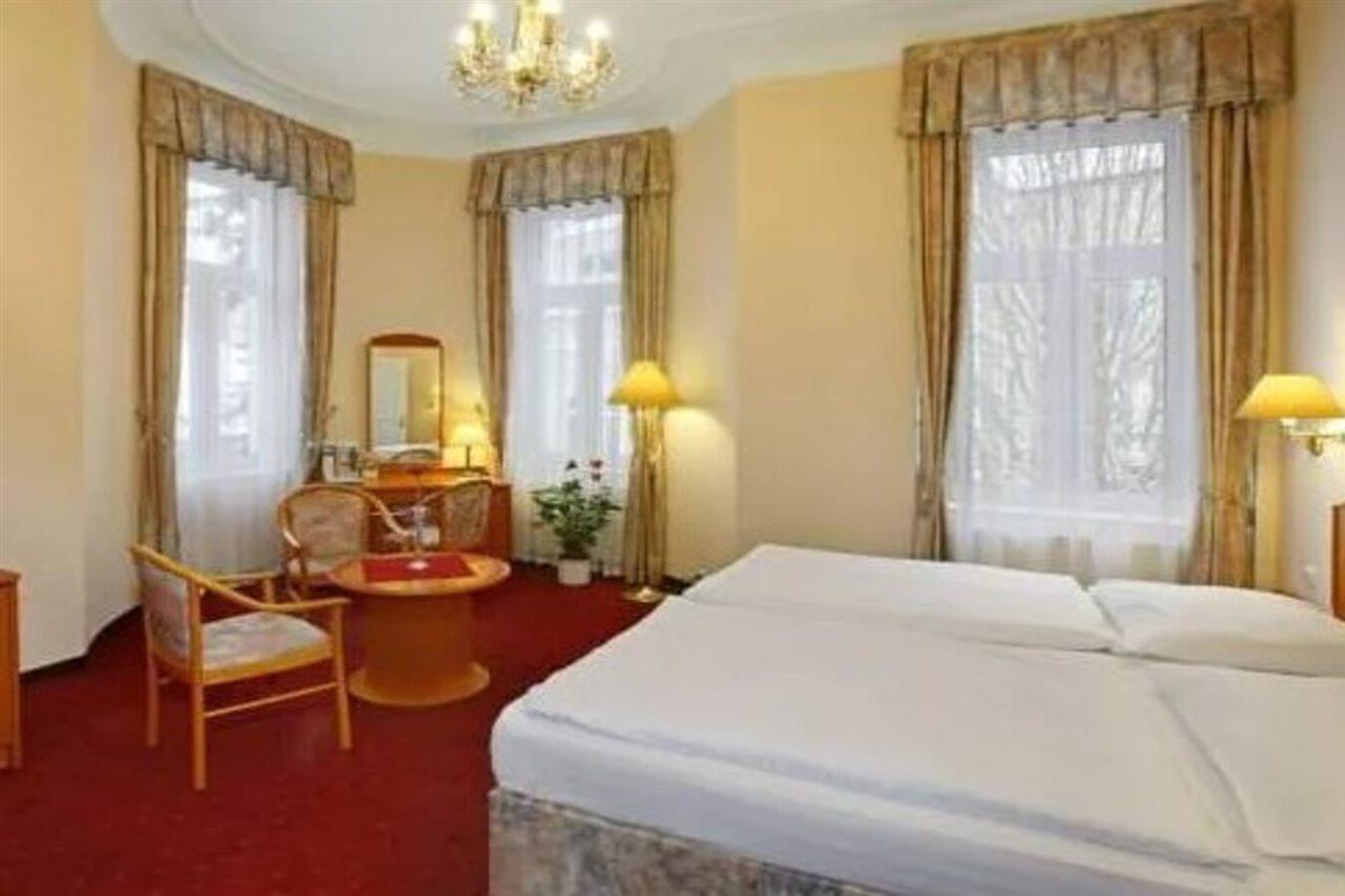 Ensana Hvezda - Imperial - Neapol Hotel Marianske Lazne Ngoại thất bức ảnh